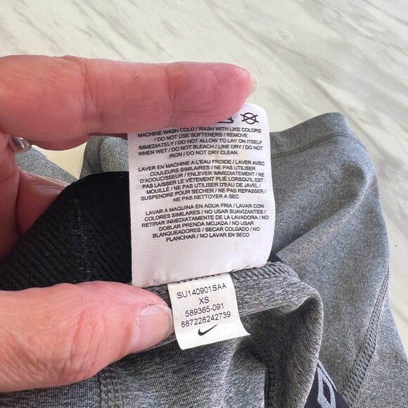 NIKE PRO COMPRESSION SHORTS size XS Women's 4" Gym Running Gray - Picture 5 of 6